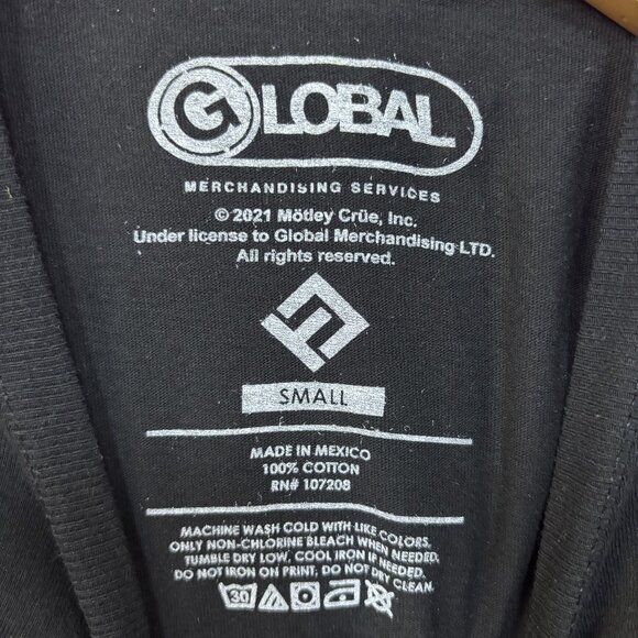 Motley Crue "The Dirt" Black T-Shirt Small - Picture 3 of 3